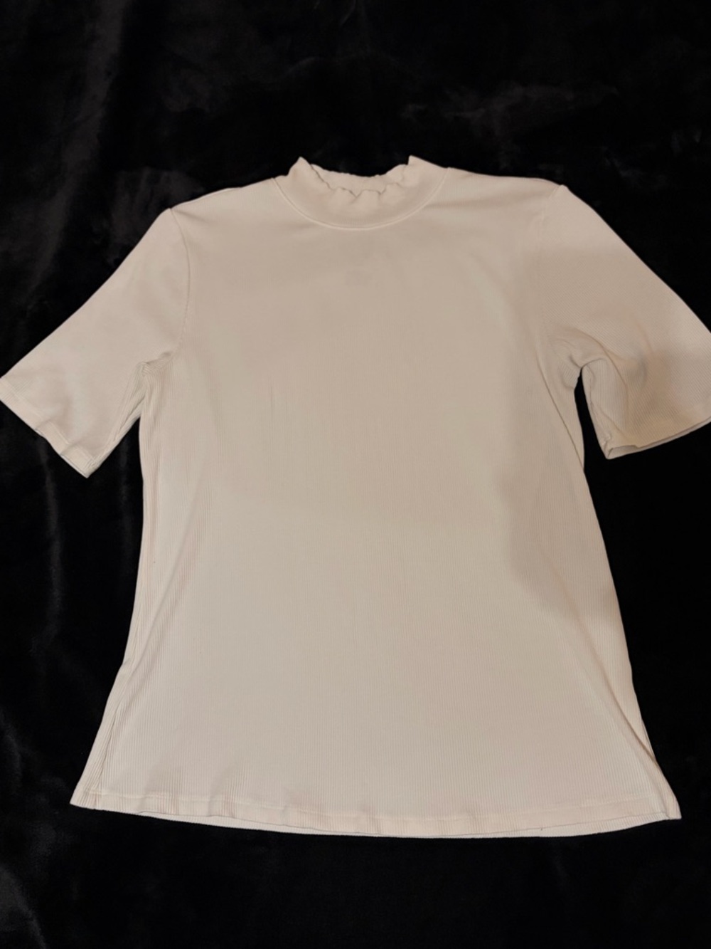 Nine West Cream Ribbed Mock Neck Tee